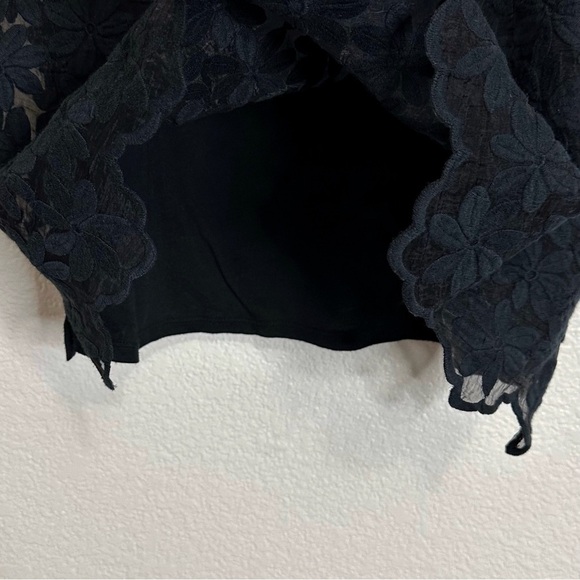 J. Crew Embroidered Floral Lace Overlay Black Tank Top, Size XL - Picture 4 of 10